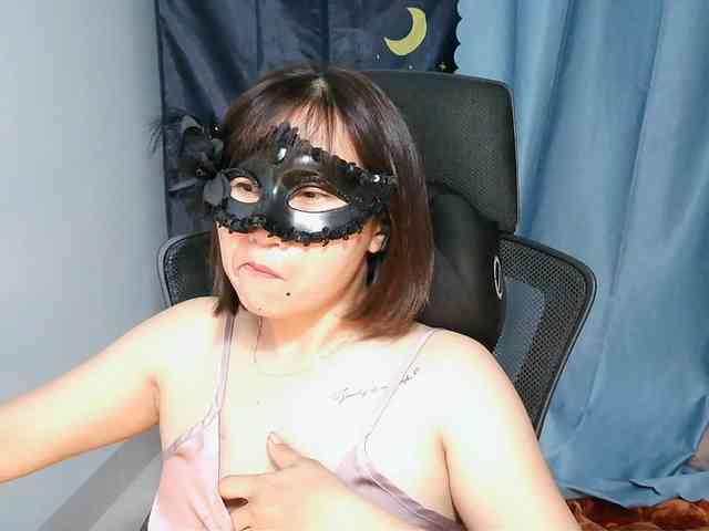 girl30slutty webcam
