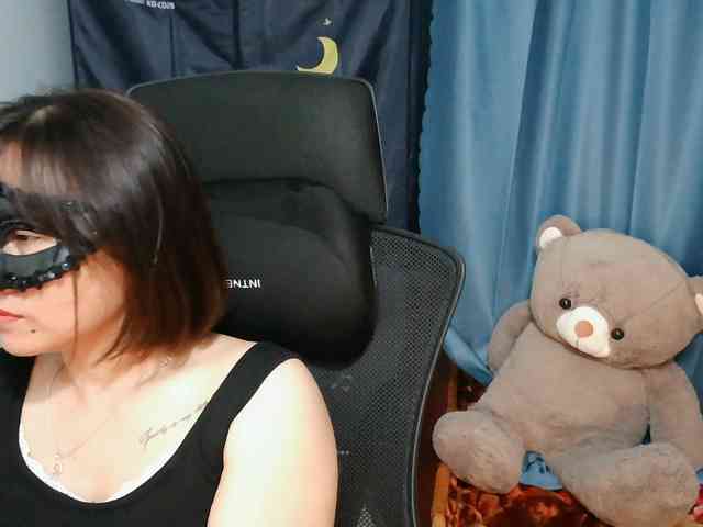 girl30slutty webcam