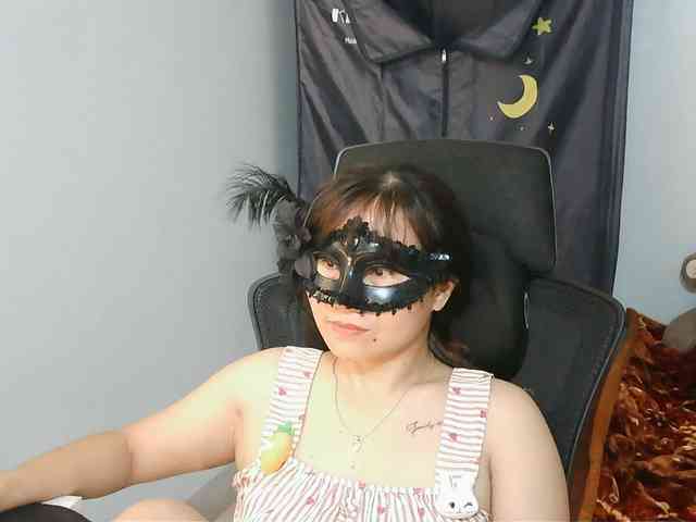 girl30slutty webcam