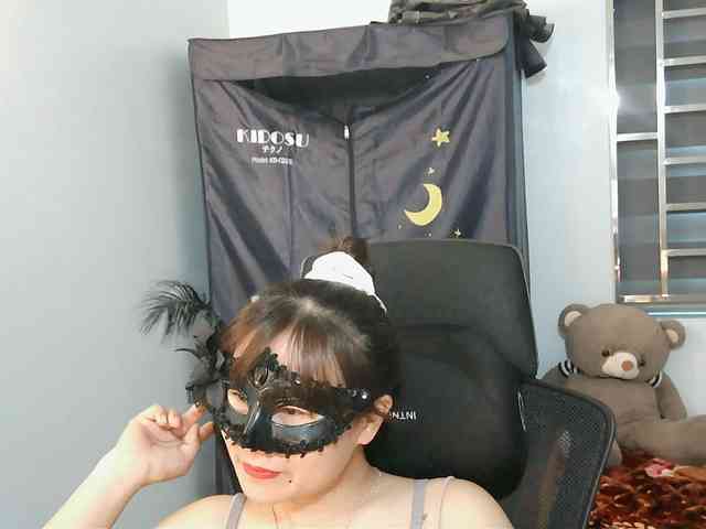 girl30slutty webcam