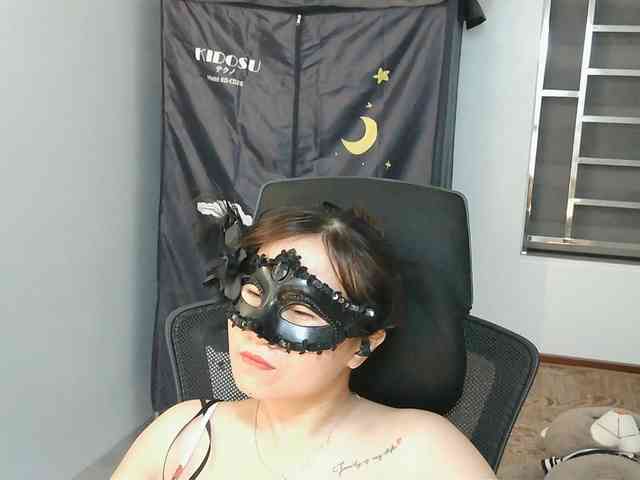 girl30slutty webcam