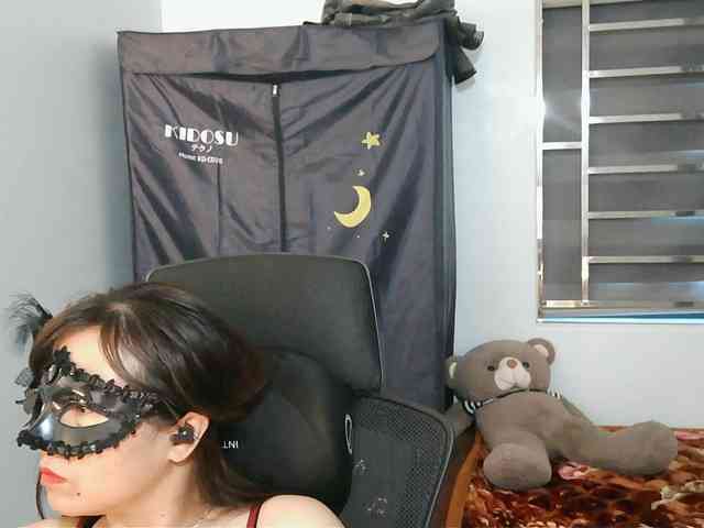 girl30slutty webcam
