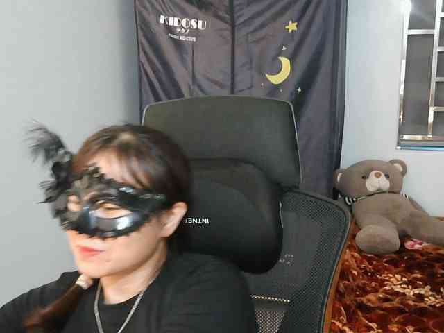 girl30slutty webcam
