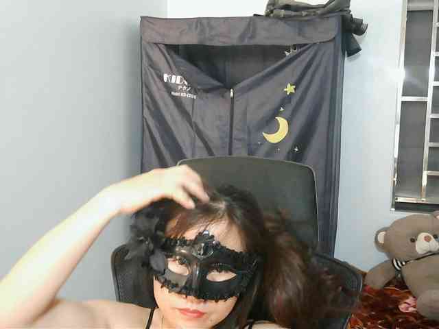 girl30slutty webcam
