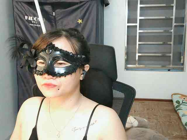 girl30slutty webcam