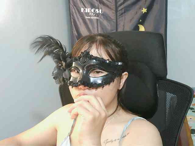 girl30slutty webcam