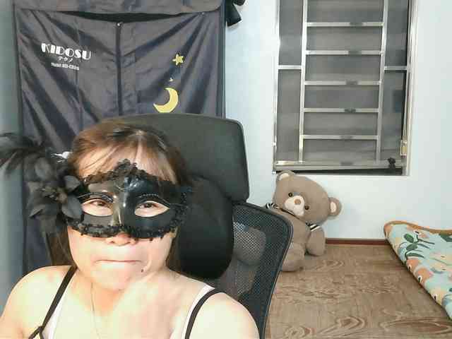 girl30slutty webcam
