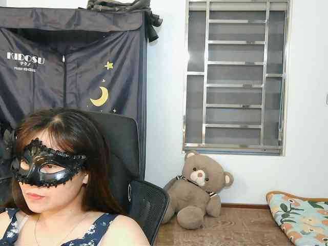 girl30slutty webcam