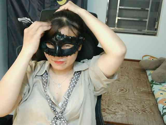 girl30slutty webcam