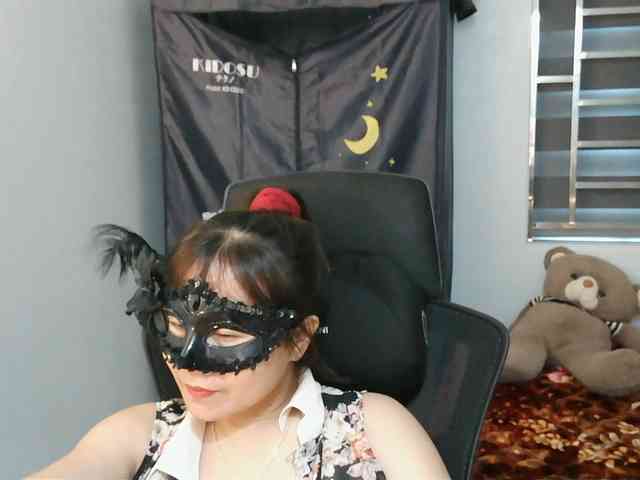 girl30slutty webcam