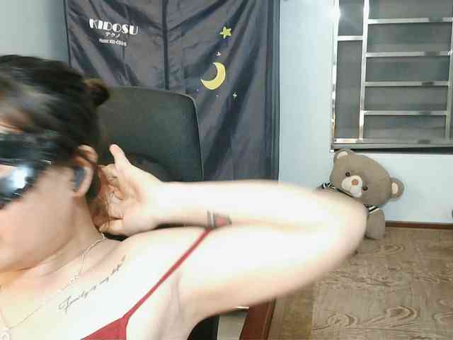 girl30slutty webcam