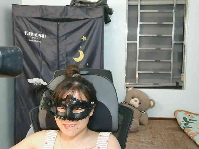girl30slutty webcam