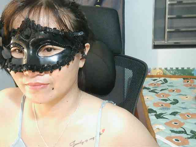 girl30slutty webcam