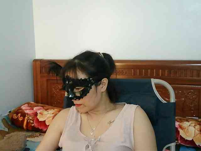 girl30slutty webcam