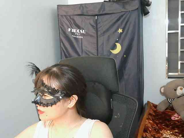 girl30slutty webcam