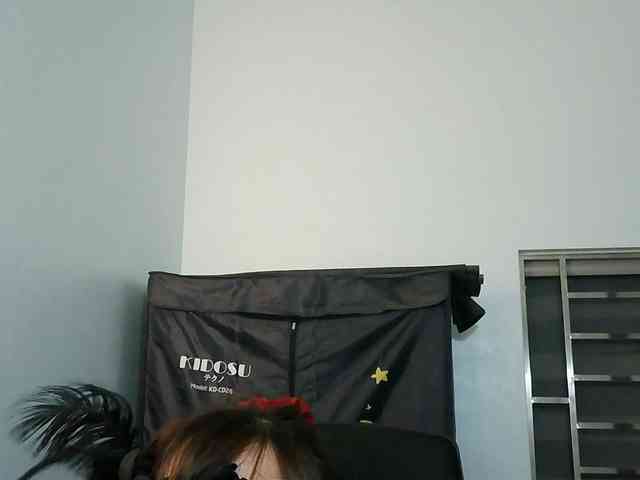 girl30slutty webcam