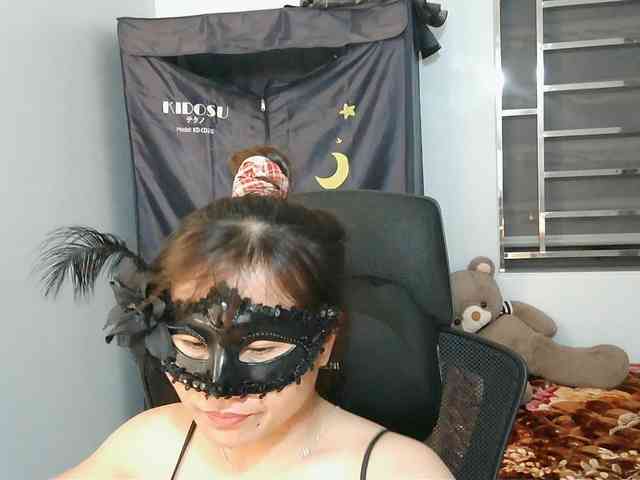 girl30slutty webcam