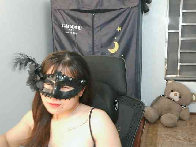girl30slutty webcam