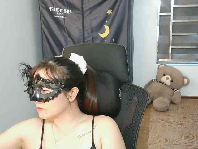 girl30slutty webcam