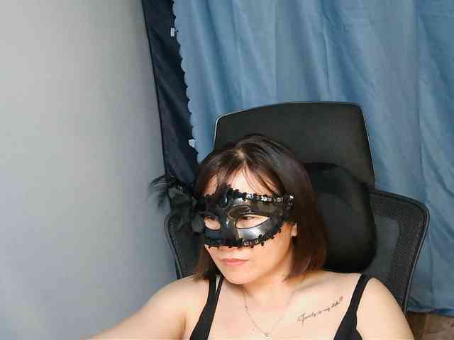 girl30slutty webcam