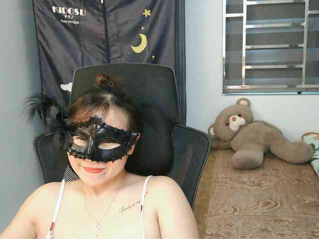 girl30slutty webcam