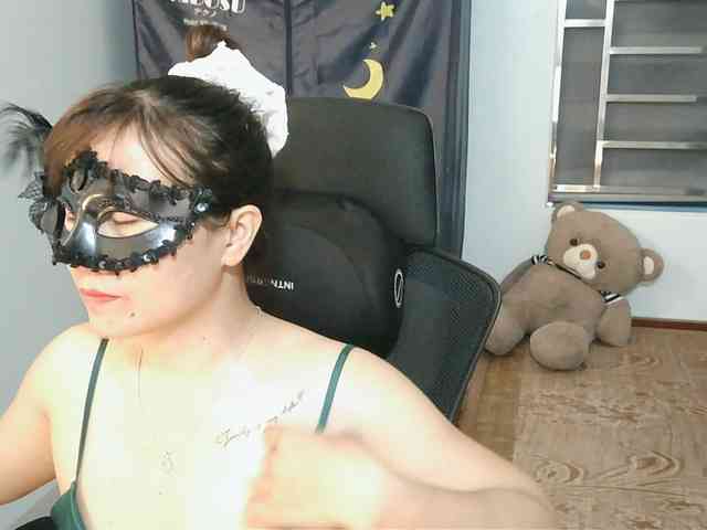 girl30slutty webcam