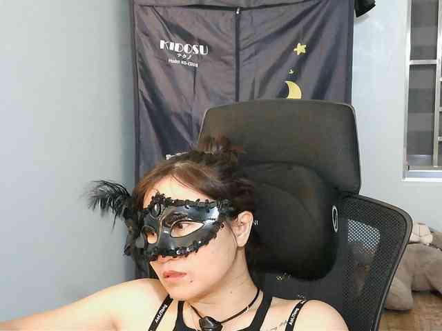 girl30slutty webcam