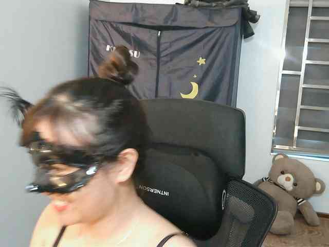 girl30slutty webcam