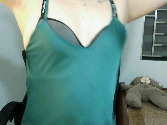 girl30slutty webcam