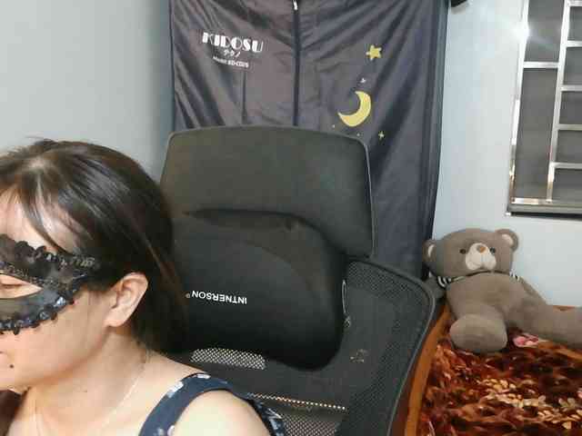 girl30slutty webcam