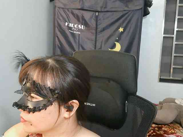 girl30slutty webcam