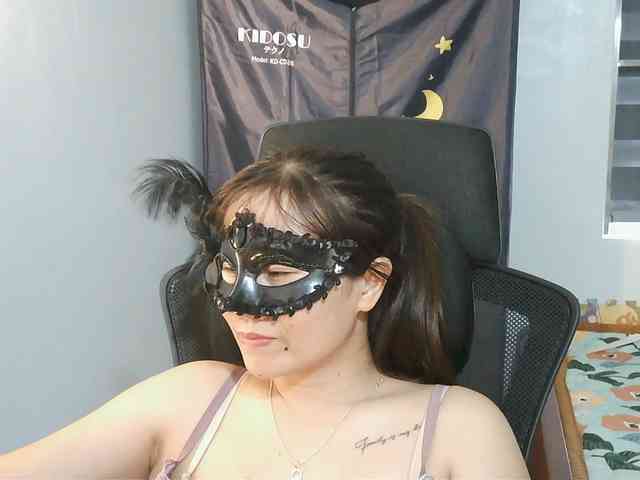 girl30slutty webcam