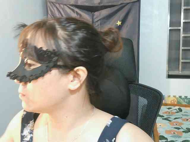 girl30slutty webcam
