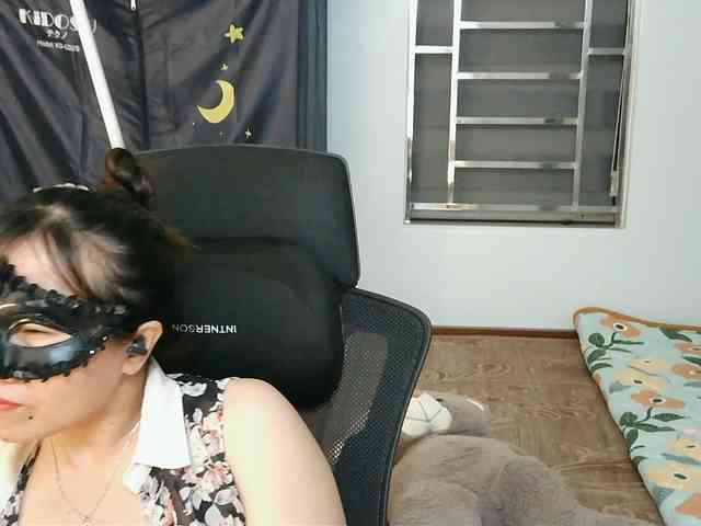 girl30slutty webcam