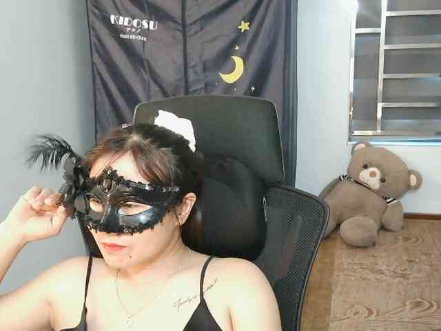 girl30slutty webcam