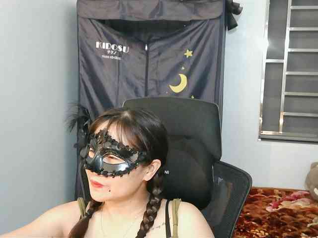 girl30slutty webcam