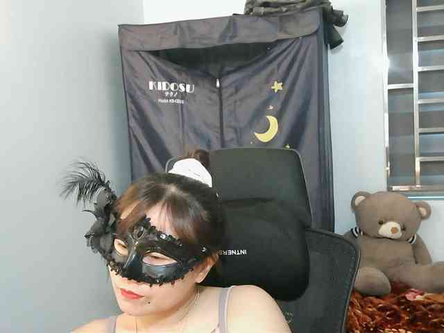 girl30slutty webcam