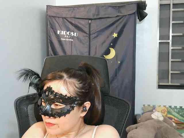 girl30slutty webcam