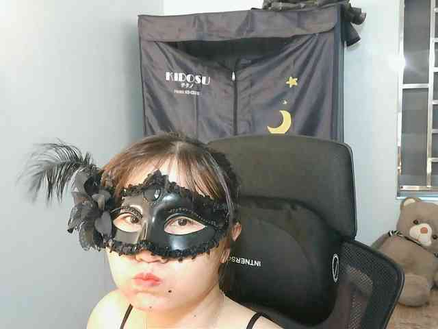 girl30slutty webcam