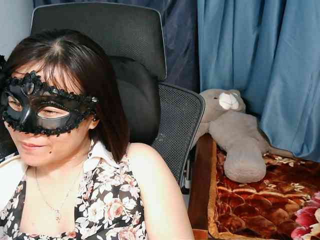girl30slutty webcam