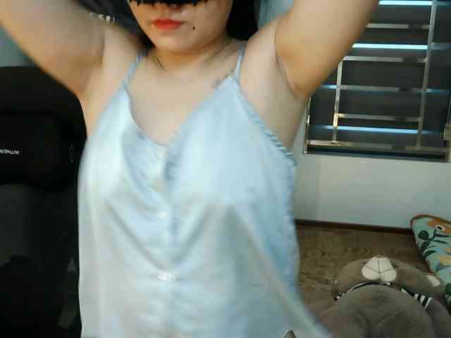 girl30slutty webcam