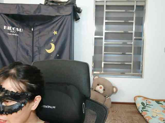 girl30slutty webcam