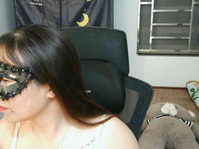 girl30slutty webcam