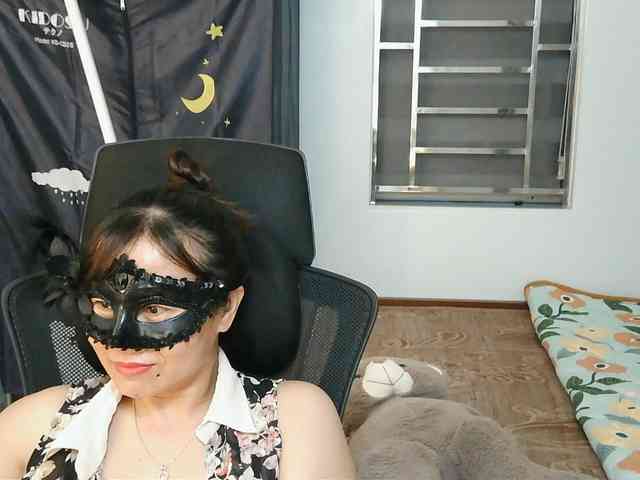 girl30slutty webcam