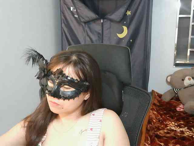 girl30slutty webcam