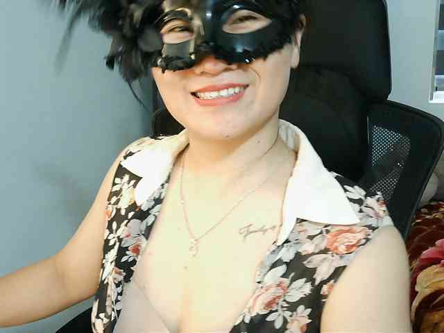 girl30slutty webcam