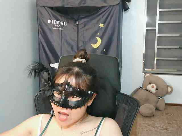 girl30slutty webcam