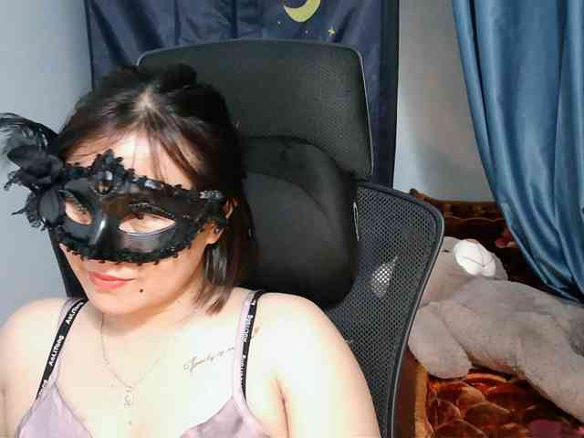 girl30slutty webcam