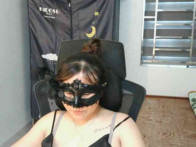 girl30slutty webcam