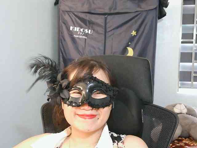 girl30slutty webcam